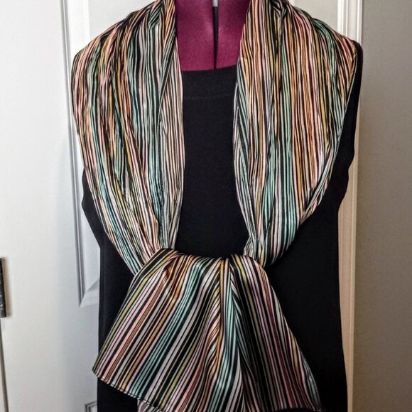 Multicolor Stripe Center Pleat Oblong Scarf - Picture 2 of 7